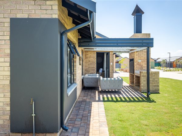 2 Bedroom House