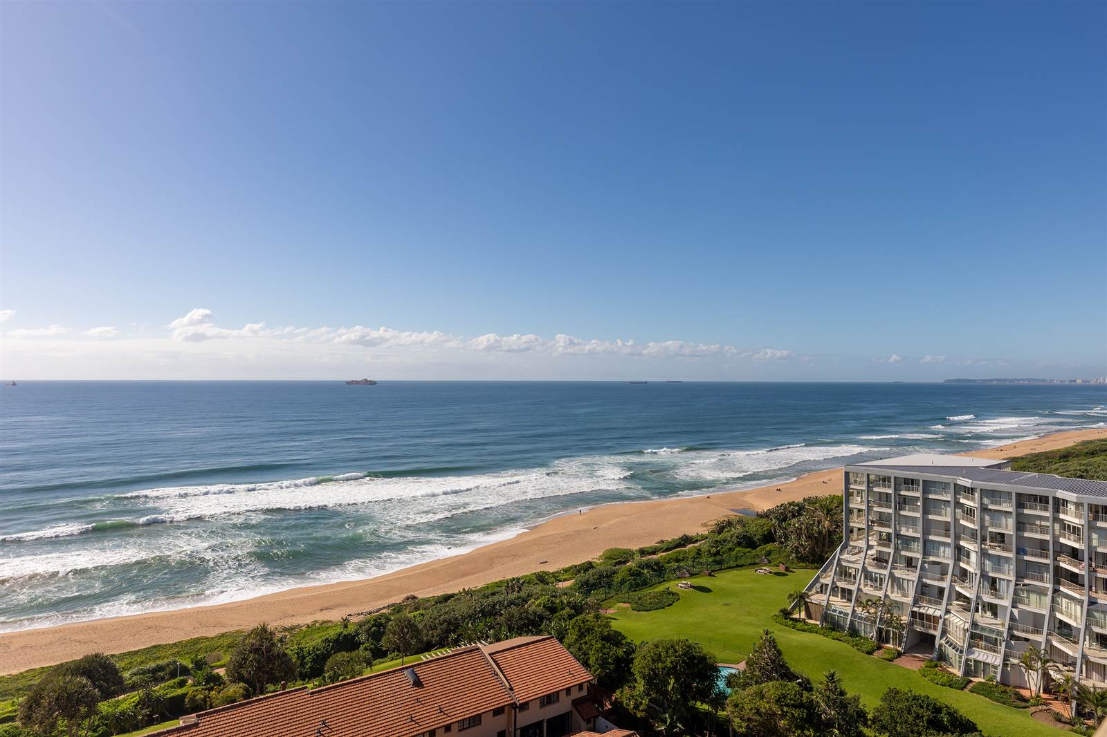 4 Bed Apartment in Umhlanga Rocks photo number 27