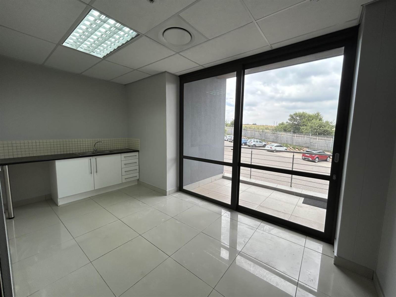 724  m² Office Space in Irene photo number 6