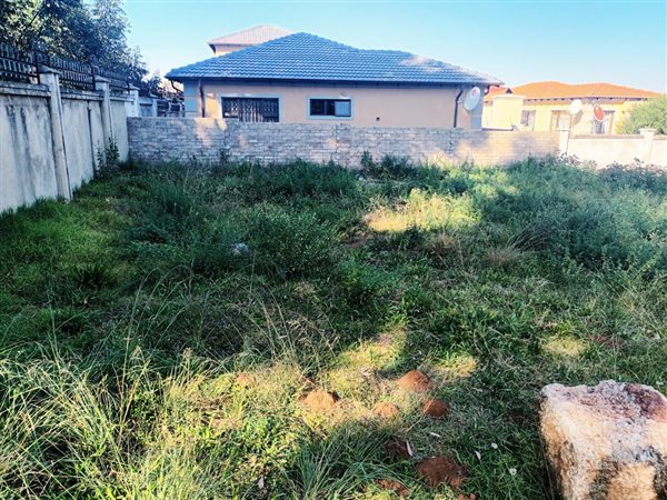 405 m² Land available in Munsieville South