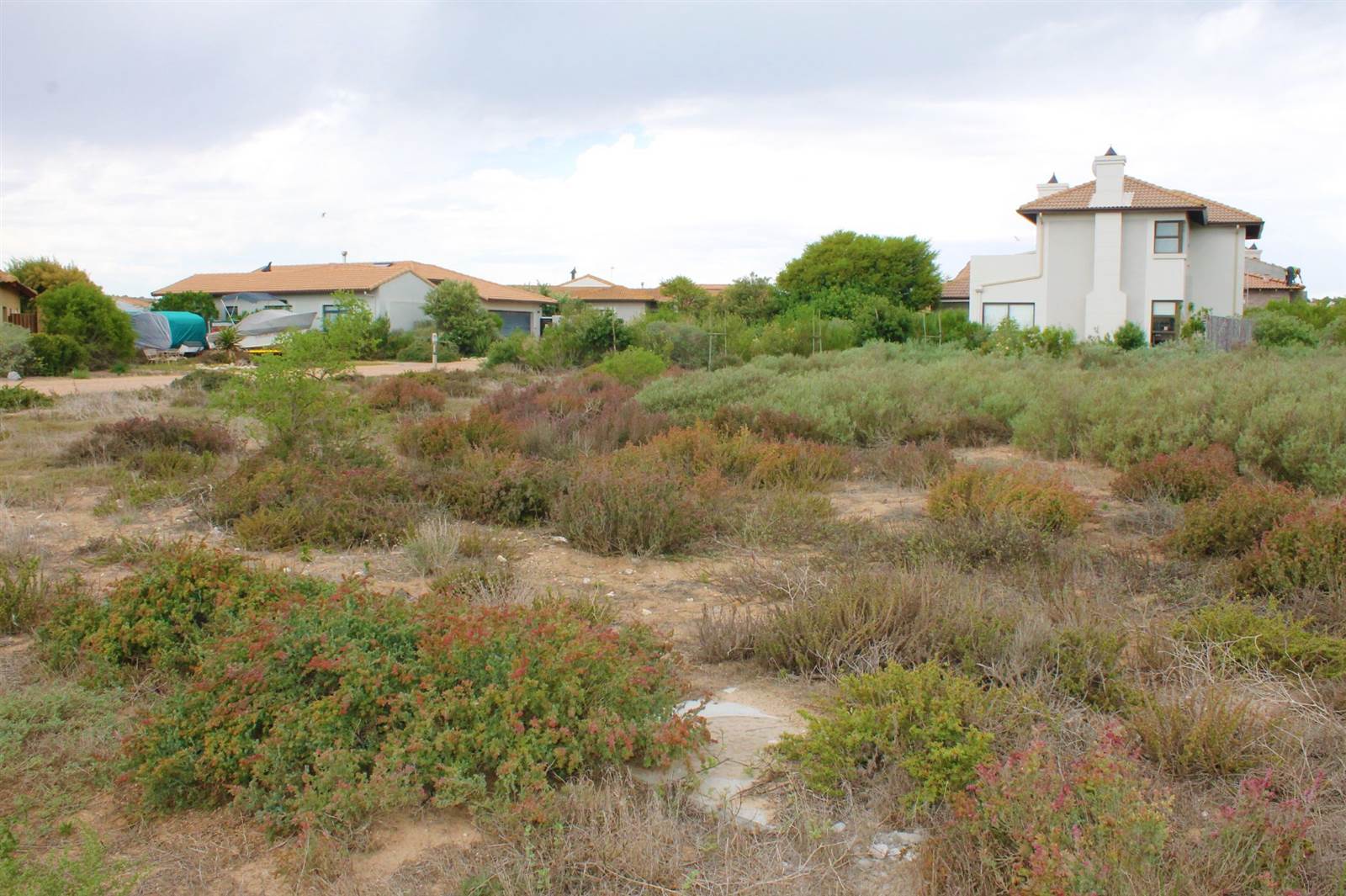 1081 m² Land available in Langebaan Country Estate photo number 9