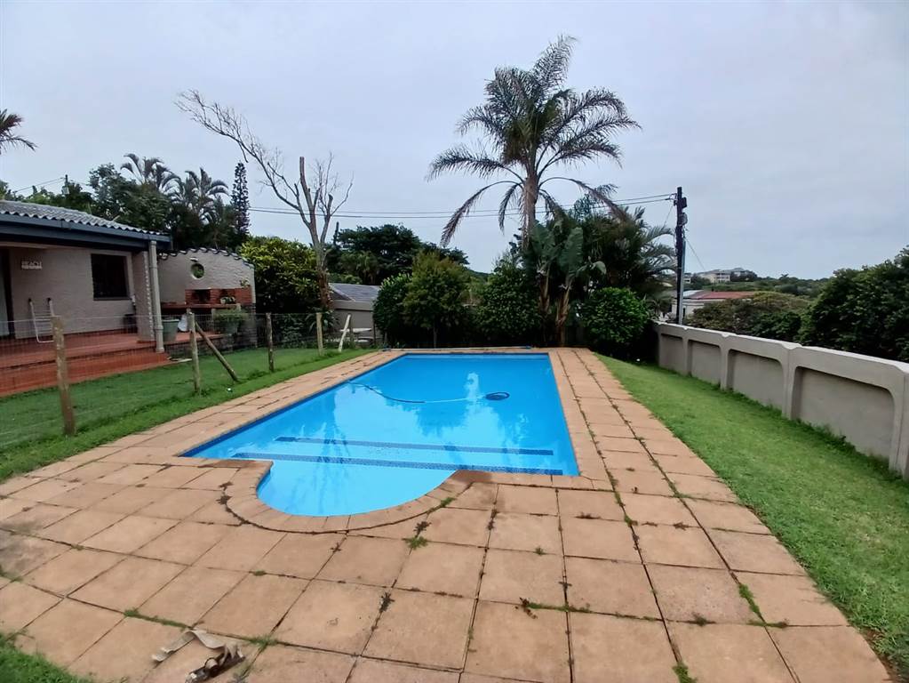 5 Bed House in Ballito photo number 2