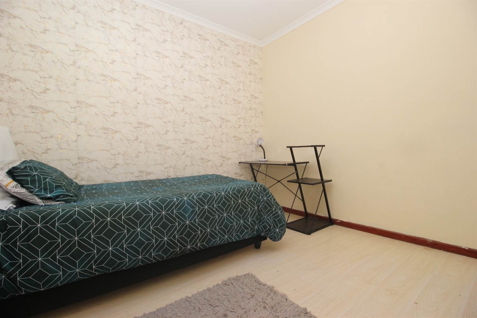 2 Bed House in Mitchells Plain photo number 26