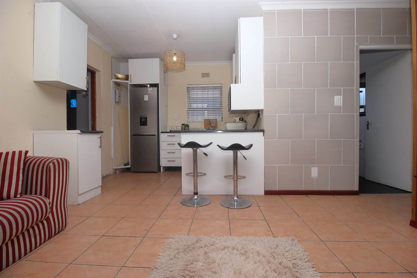 2 Bed House in Mitchells Plain photo number 14