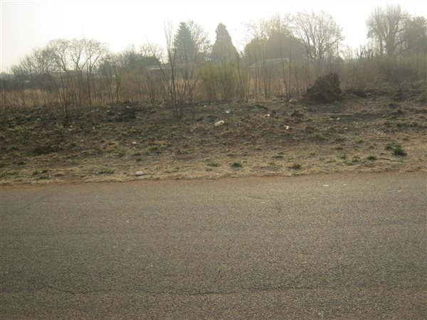 2552 m² Land available in Daleside