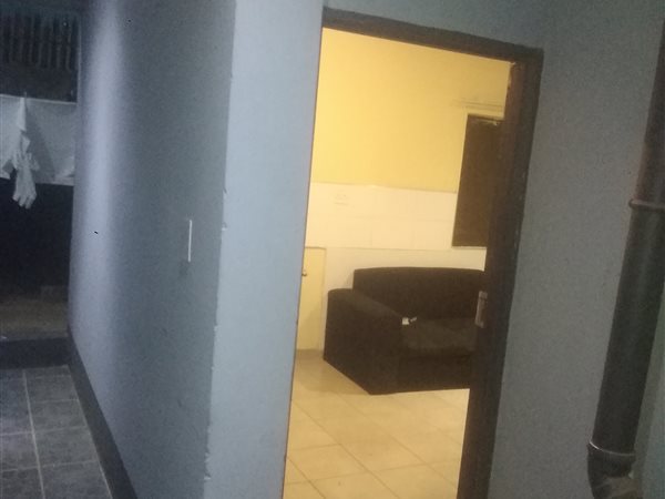 1 Bed House in Protea Glen