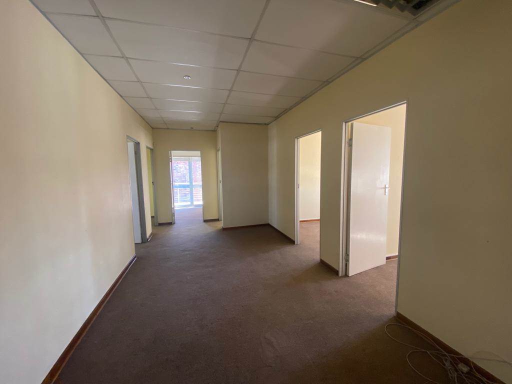 160  m² Commercial space in Fransville photo number 4