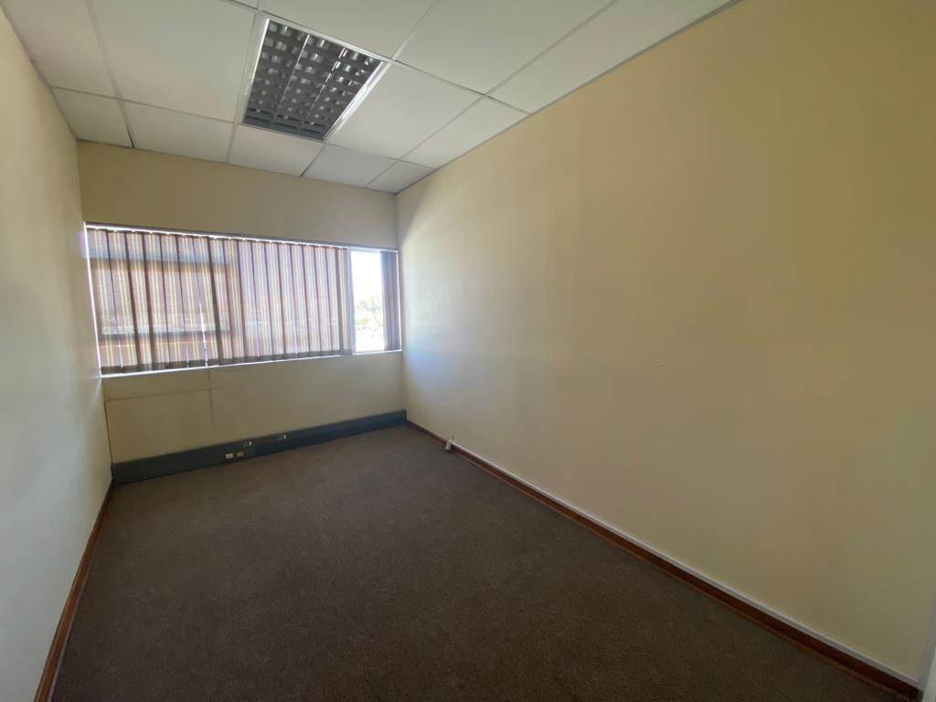 160  m² Commercial space in Fransville photo number 11