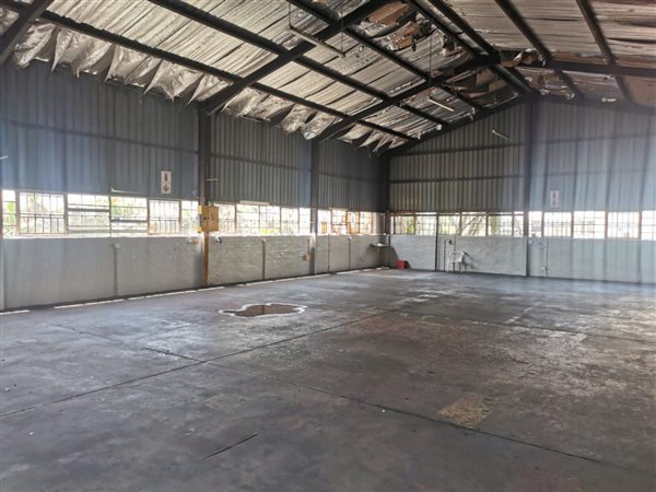 240  m² Industrial space in Prospecton Industrial