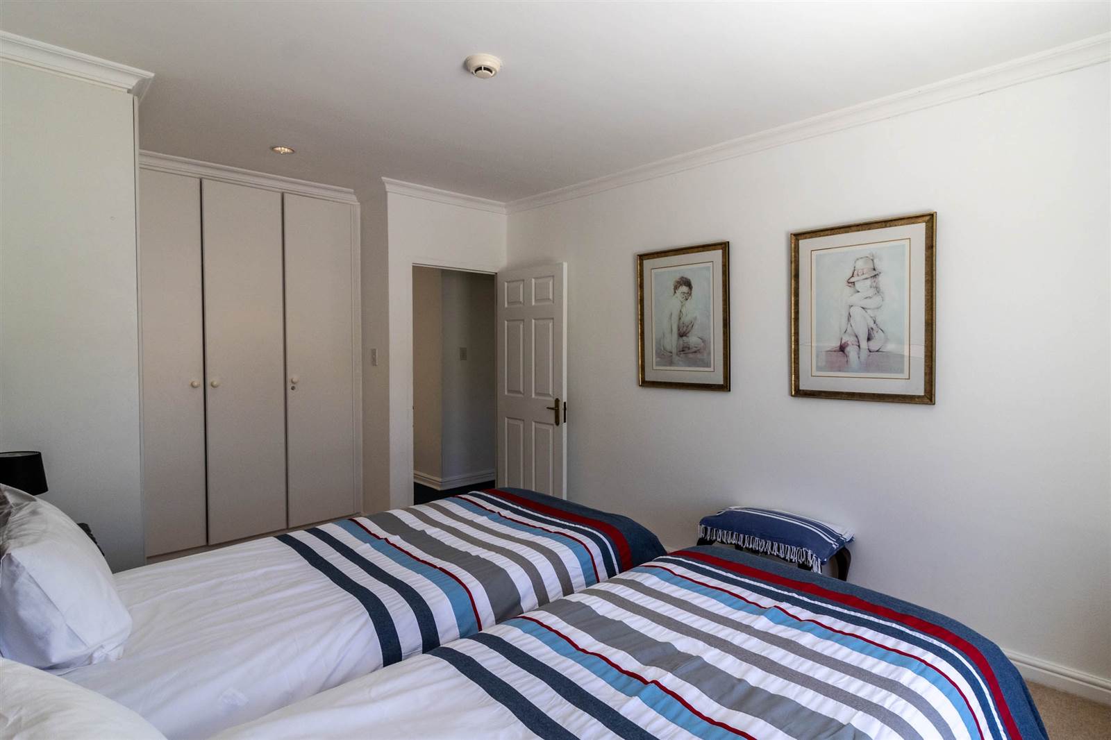 3 Bed Apartment in Westcliff photo number 14
