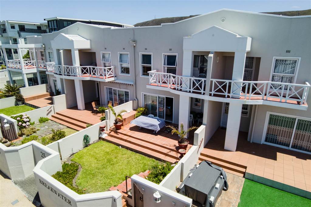 3 Bed Apartment to rent in Westcliff RR4083994 Private Property