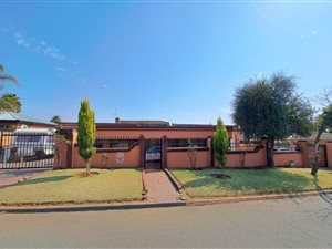 4 Bed House in Wespark