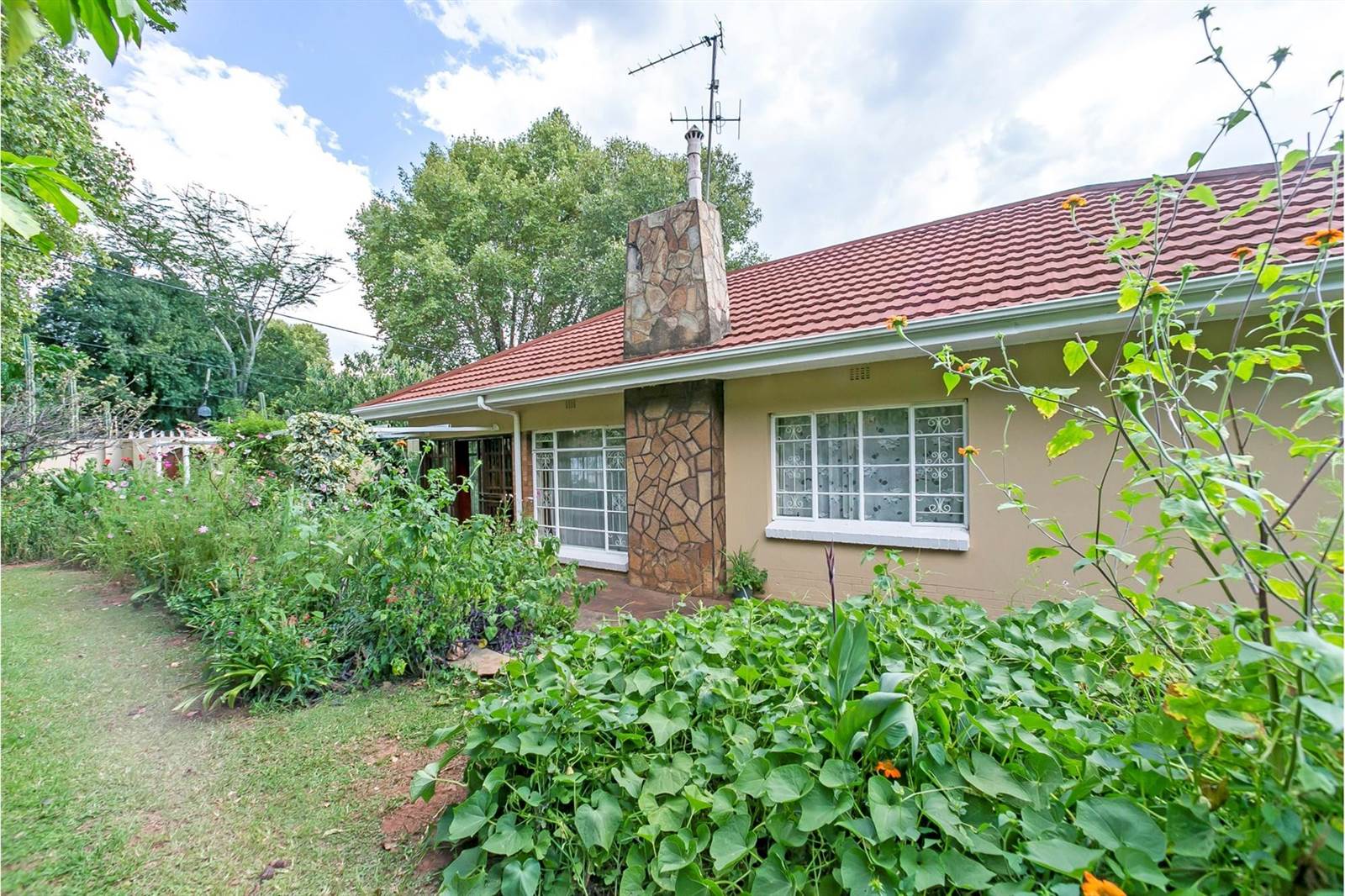 3 Bed House in Melville photo number 25