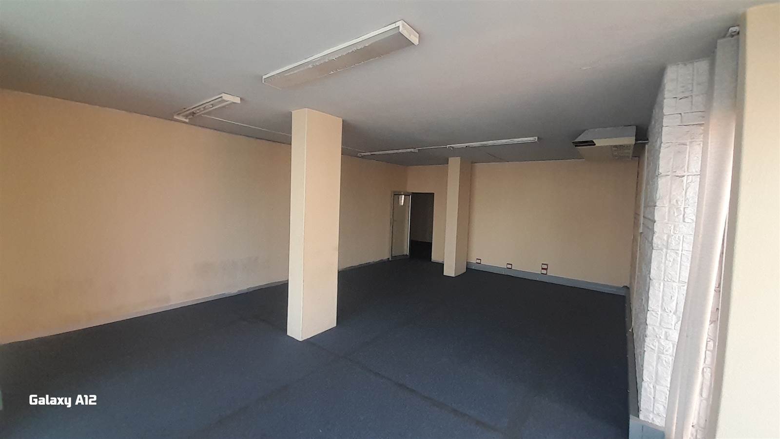 150  m² Commercial space in Rustenburg Central photo number 13