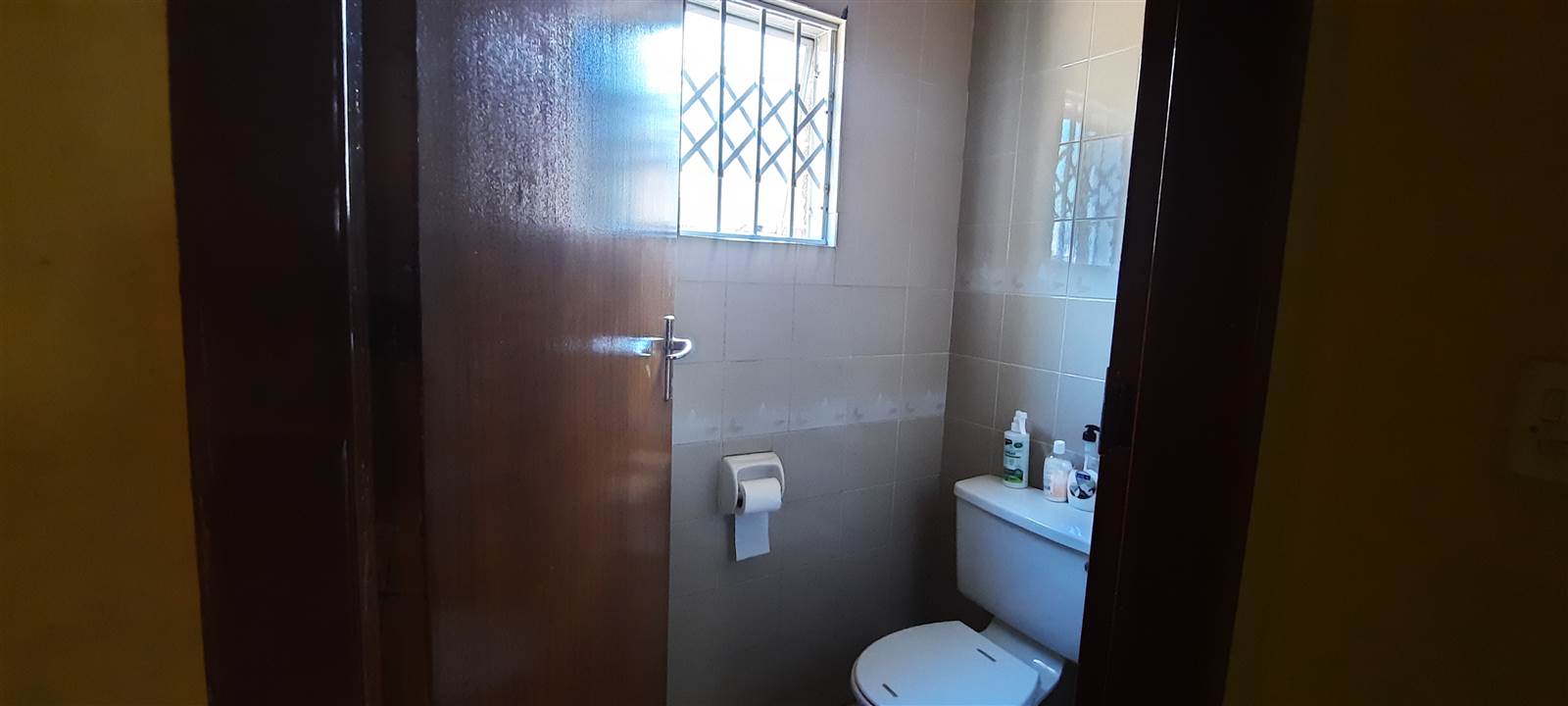 3 Bed Apartment in Vereeniging Central photo number 6