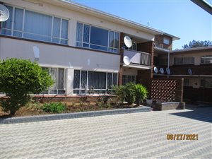 2 Bed Apartment in Westdene