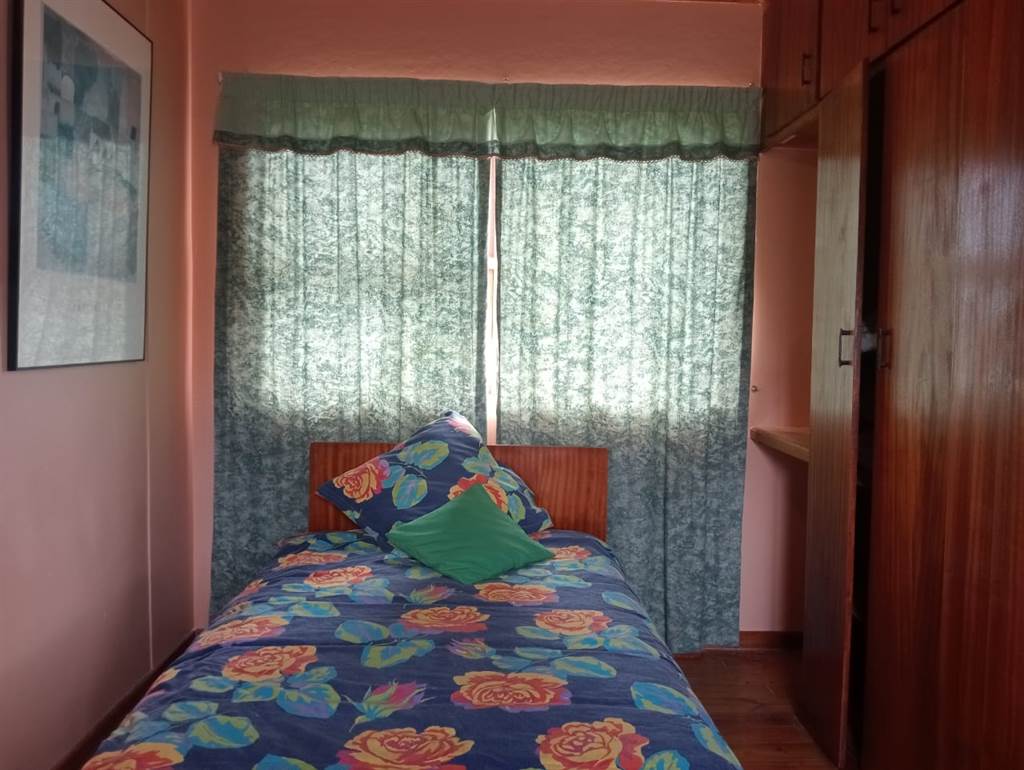 2 Bed Apartment in Da Nova photo number 7
