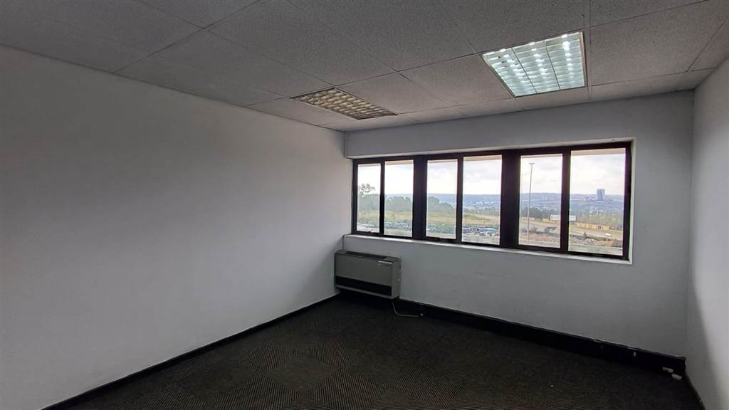 21.7  m² Commercial space in Woodmead photo number 12