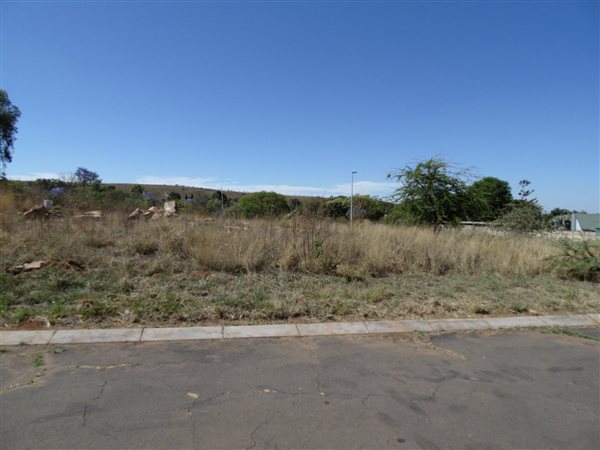 807 m² Land