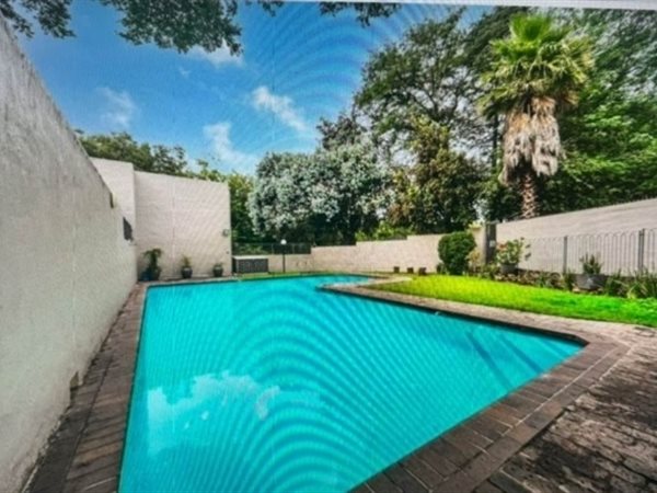 3 Bedroom Townhouse 3 Bedroom Townhouse