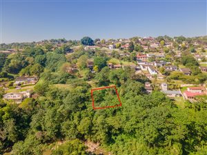1020 m² Land available in Escombe
