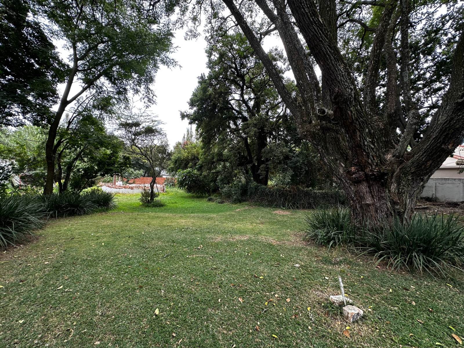 1265 m² Land available in Waterkloof photo number 1