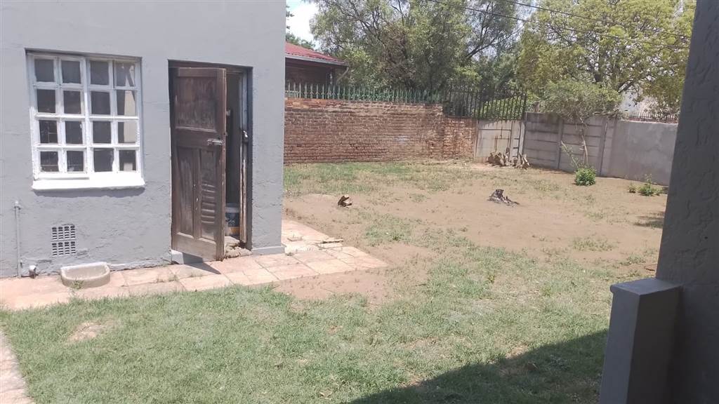 3 Bed House in Randfontein Central photo number 22