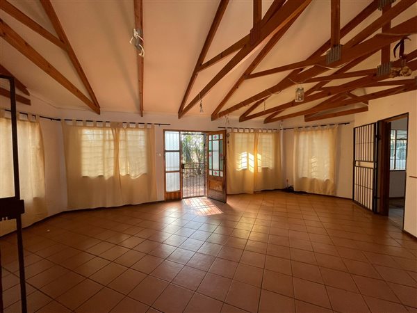 2 Bedroom House 2 Bedroom House