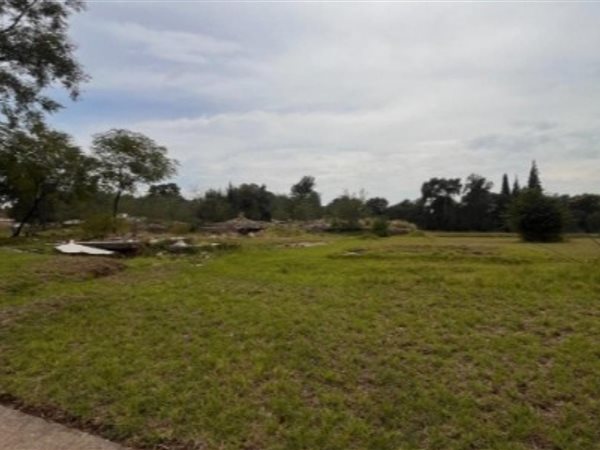 950 m² Land available in Atlasville