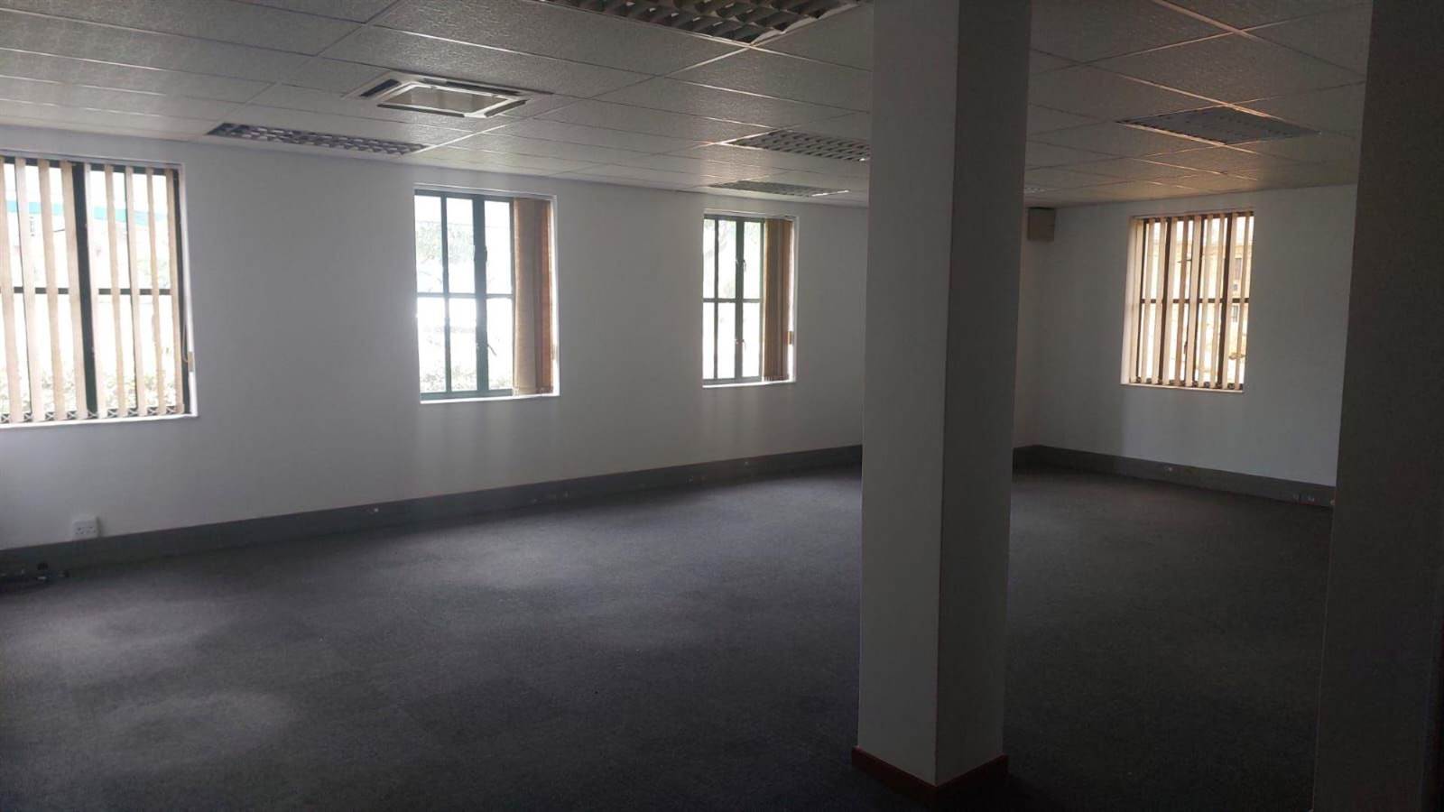 132  m² Commercial space in Bryanston photo number 7