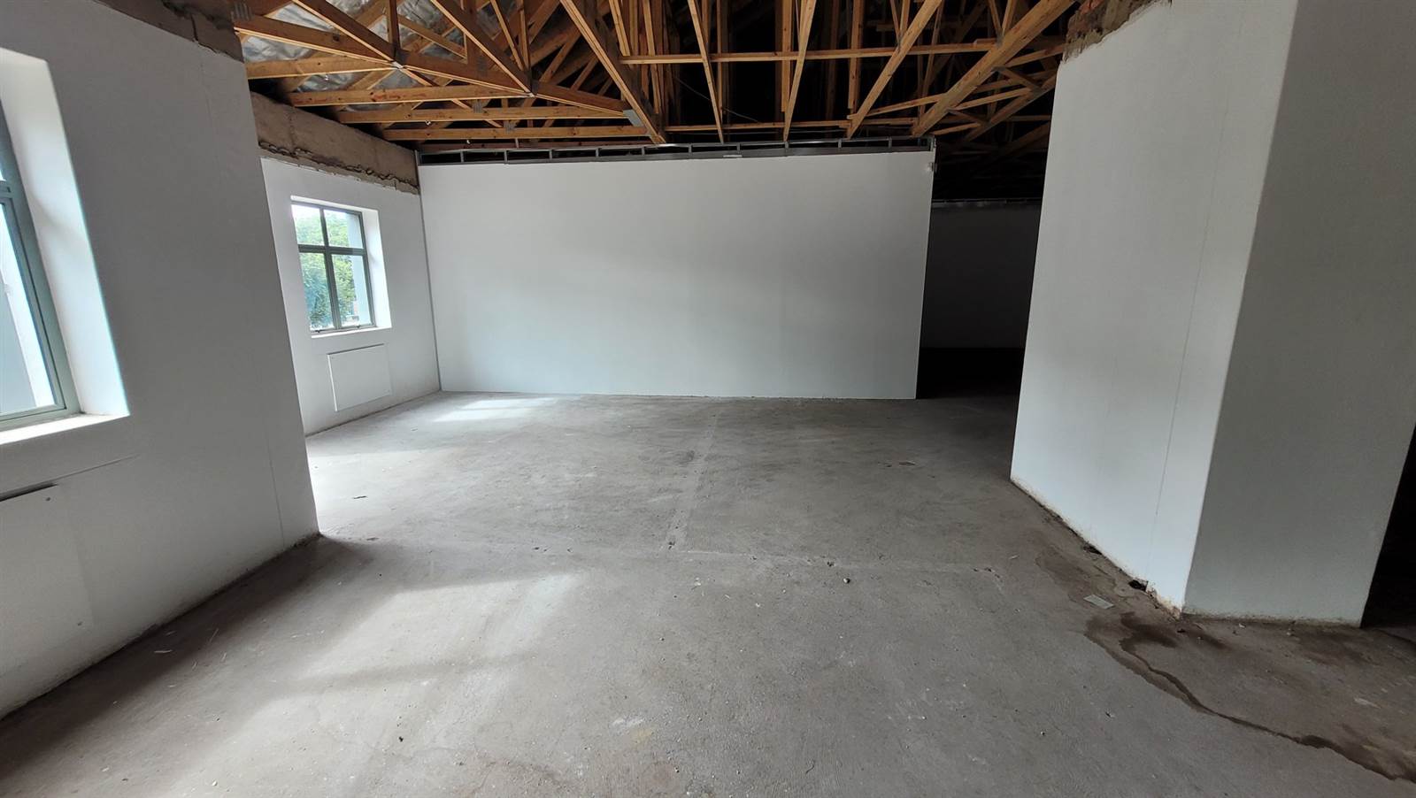 150  m² Office Space in Hillcrest photo number 11
