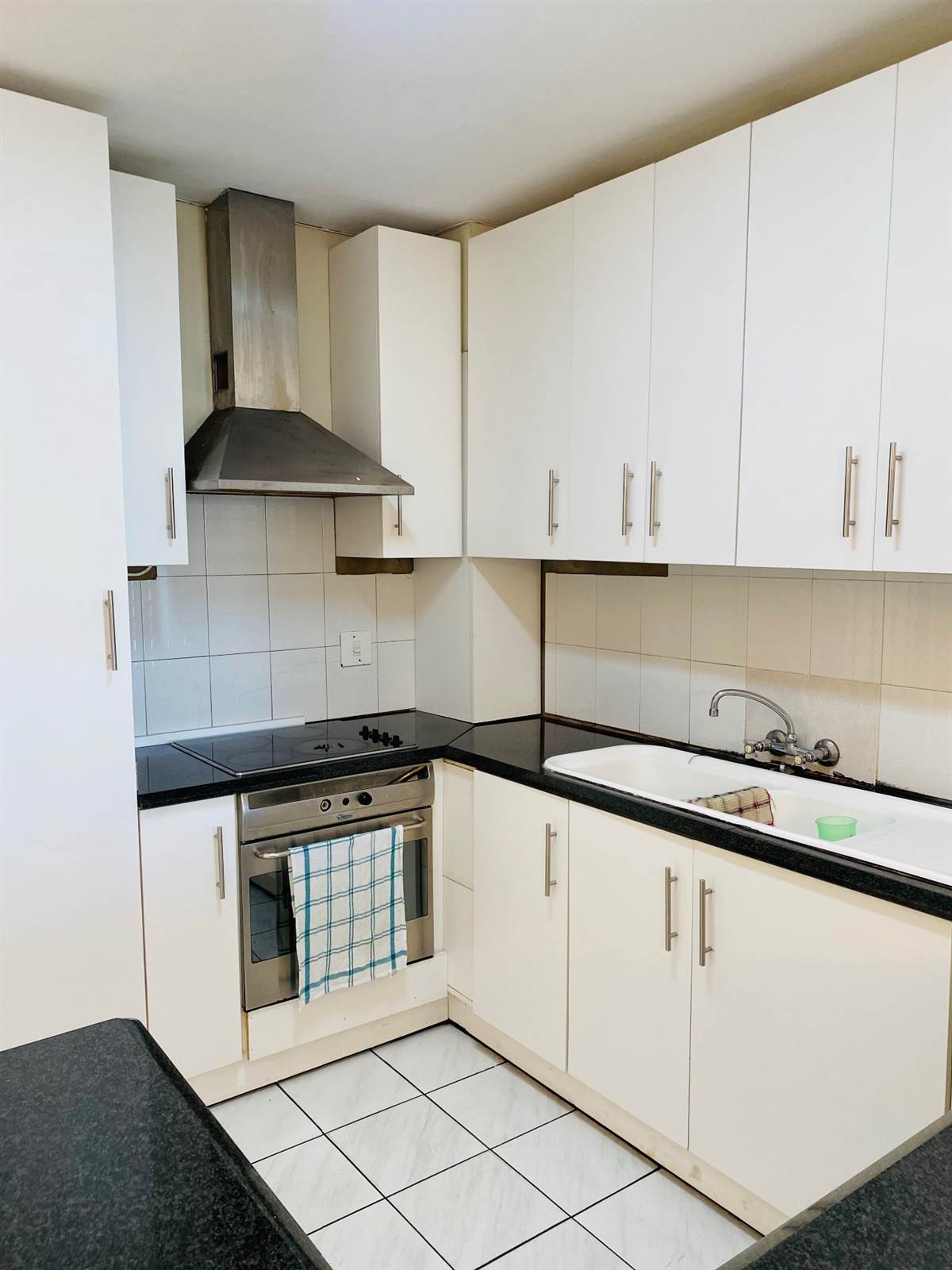 3 Bed Apartment in Windermere photo number 13