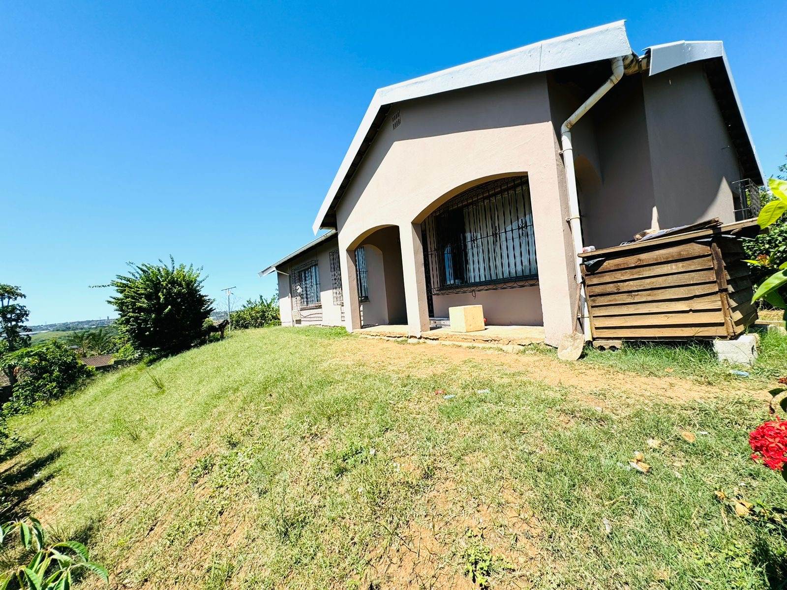 3 Bed House in Avoca Hills photo number 2