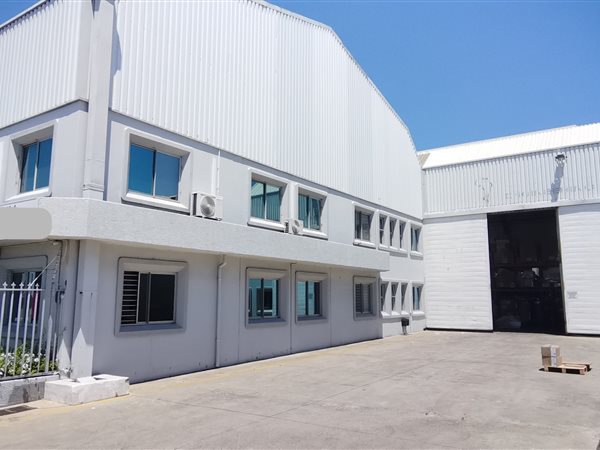 1 000  m² Industrial space
