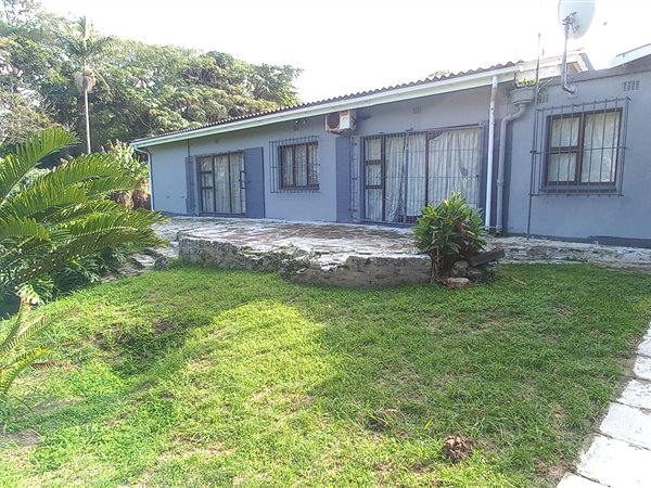 4 Bed House in Uvongo
