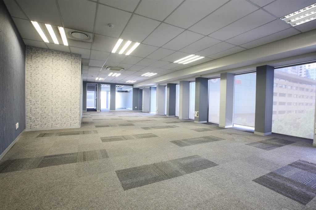 2482  m² Office Space in Foreshore photo number 11