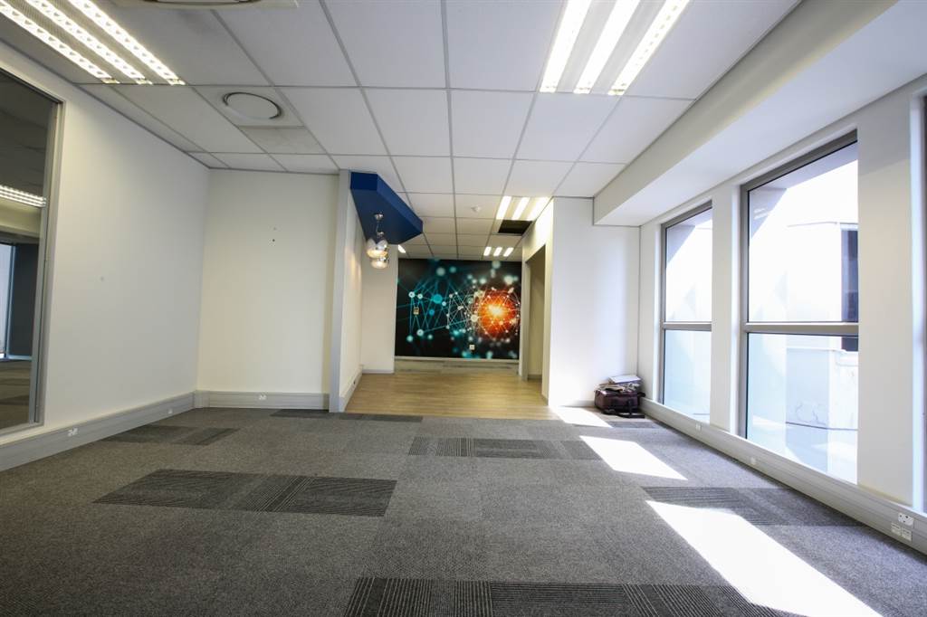 2482  m² Office Space in Foreshore photo number 12