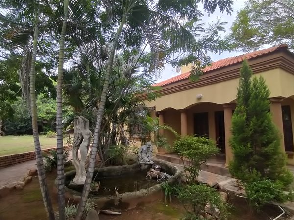 4 Bedroom House 4 Bedroom House