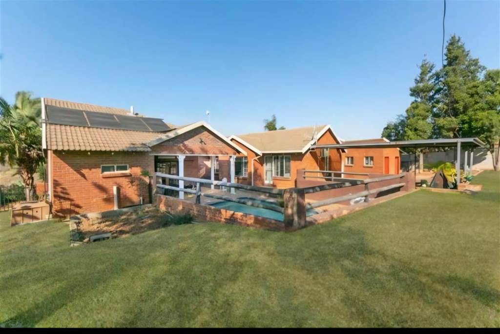 3 Bed House to rent in Heuweloord RR4108925 Private Property