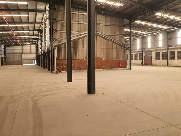 8 500 m² Industrial space 8 500 m² Industrial space