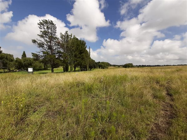40 ha Land available in Evander