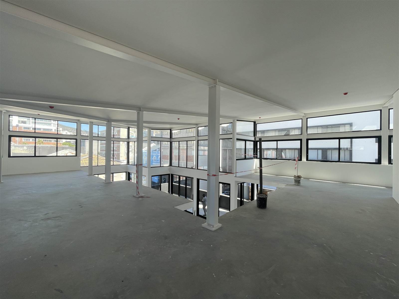 330  m² Commercial space in Zonnebloem photo number 6