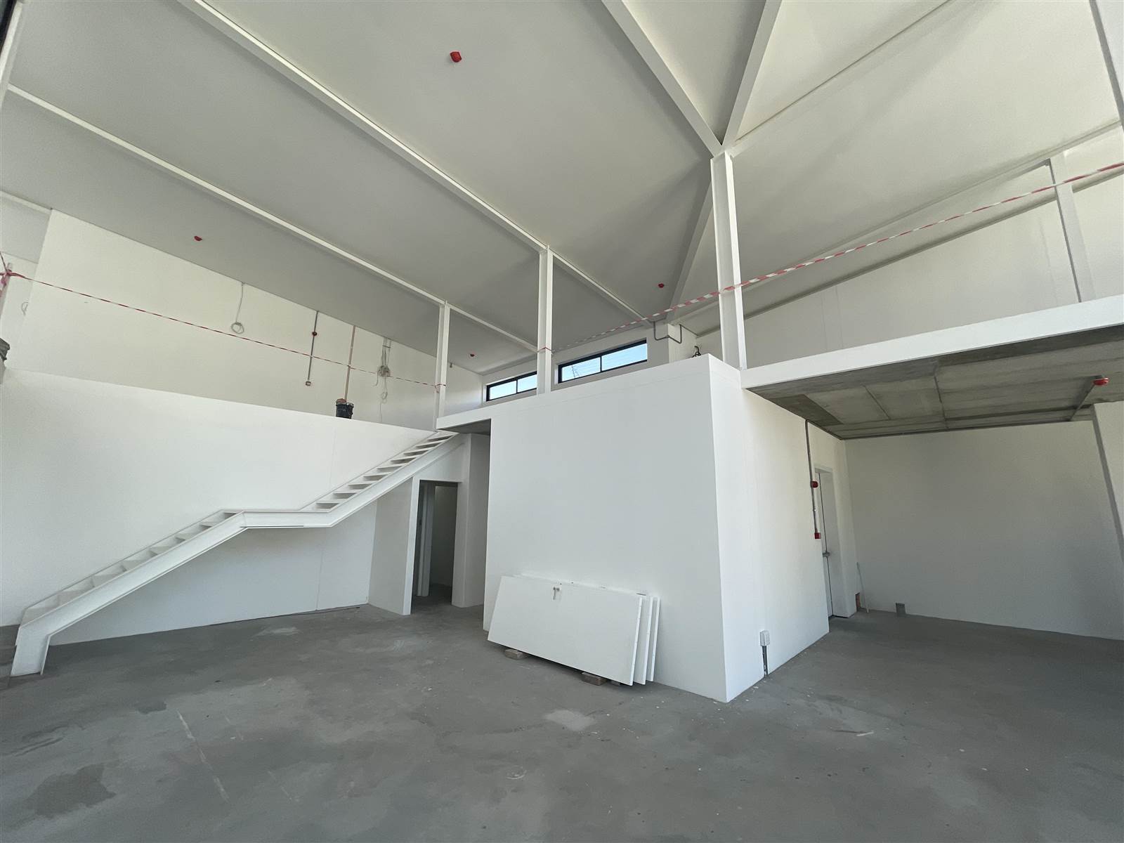 330  m² Commercial space in Zonnebloem photo number 15