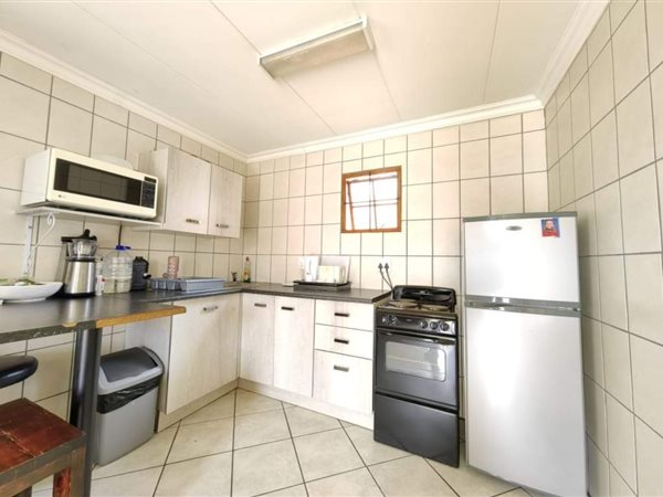 1 Bed Flat