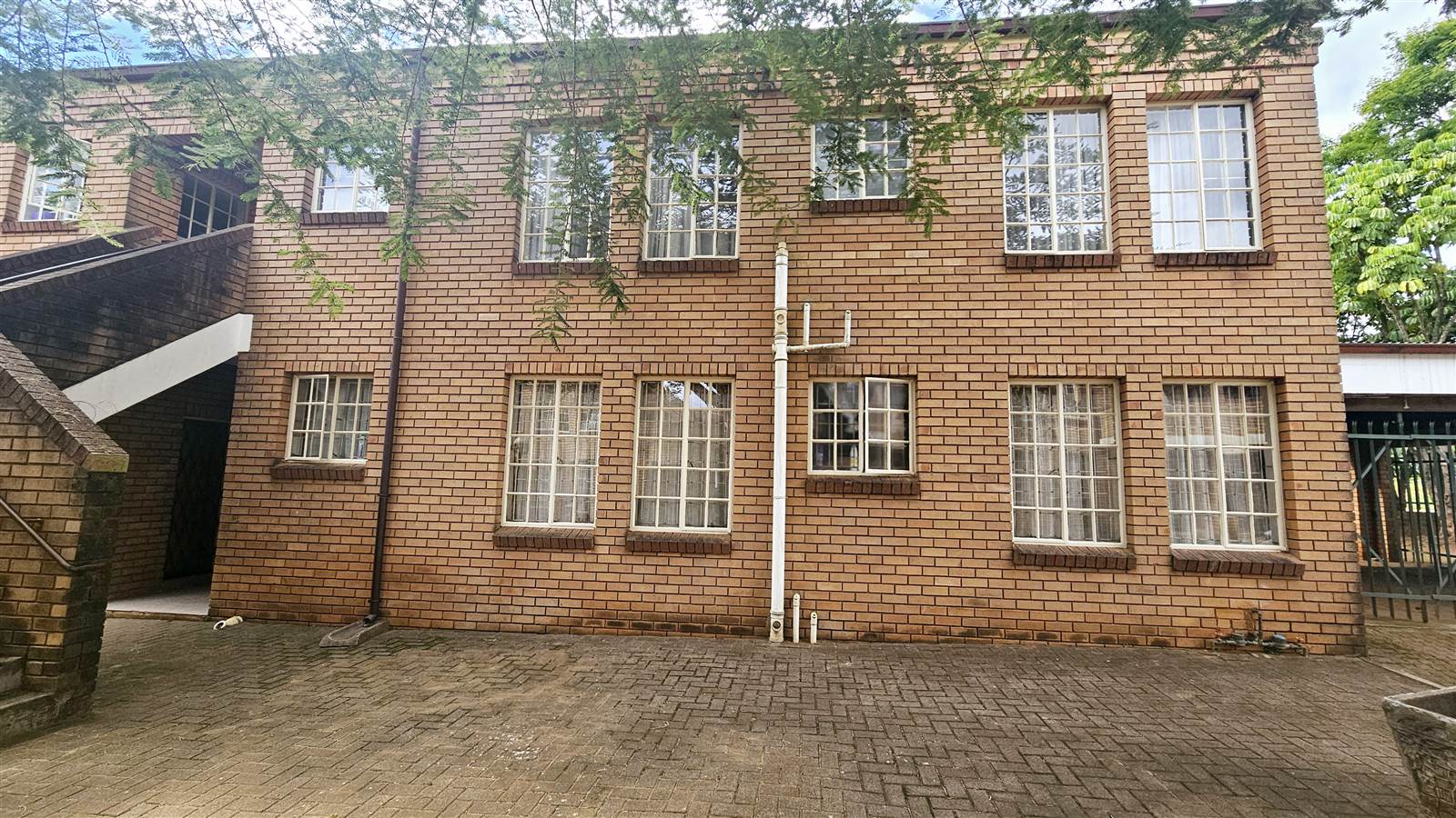 3 Bed Townhouse in Makhado (Louis Trichardt) photo number 12