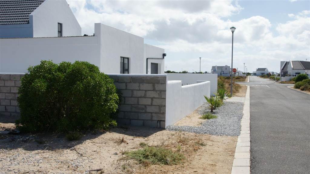 350 m² Land available in Britannia Bay photo number 3