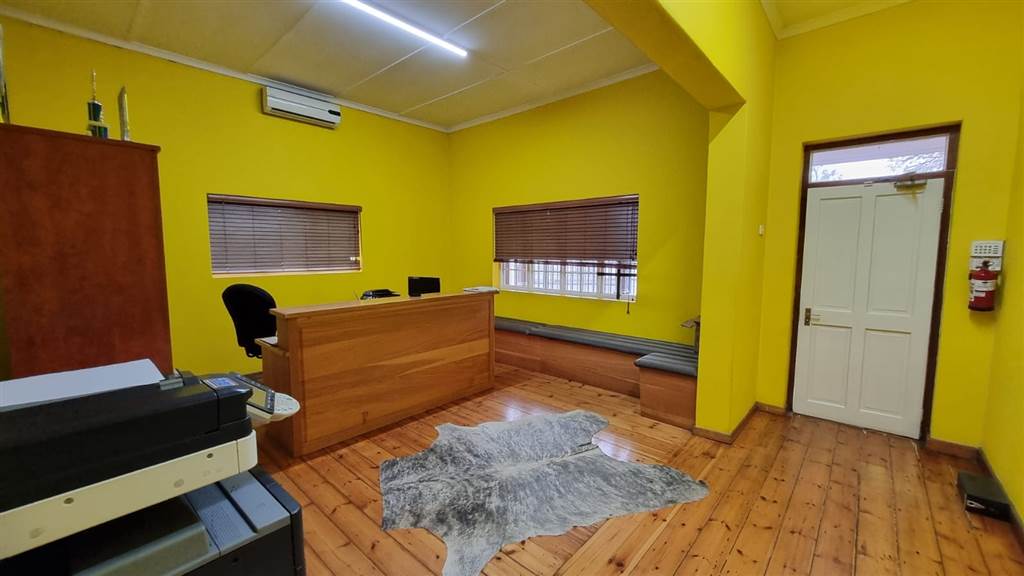 230  m² Commercial space in Pietermaritzburg Central photo number 4