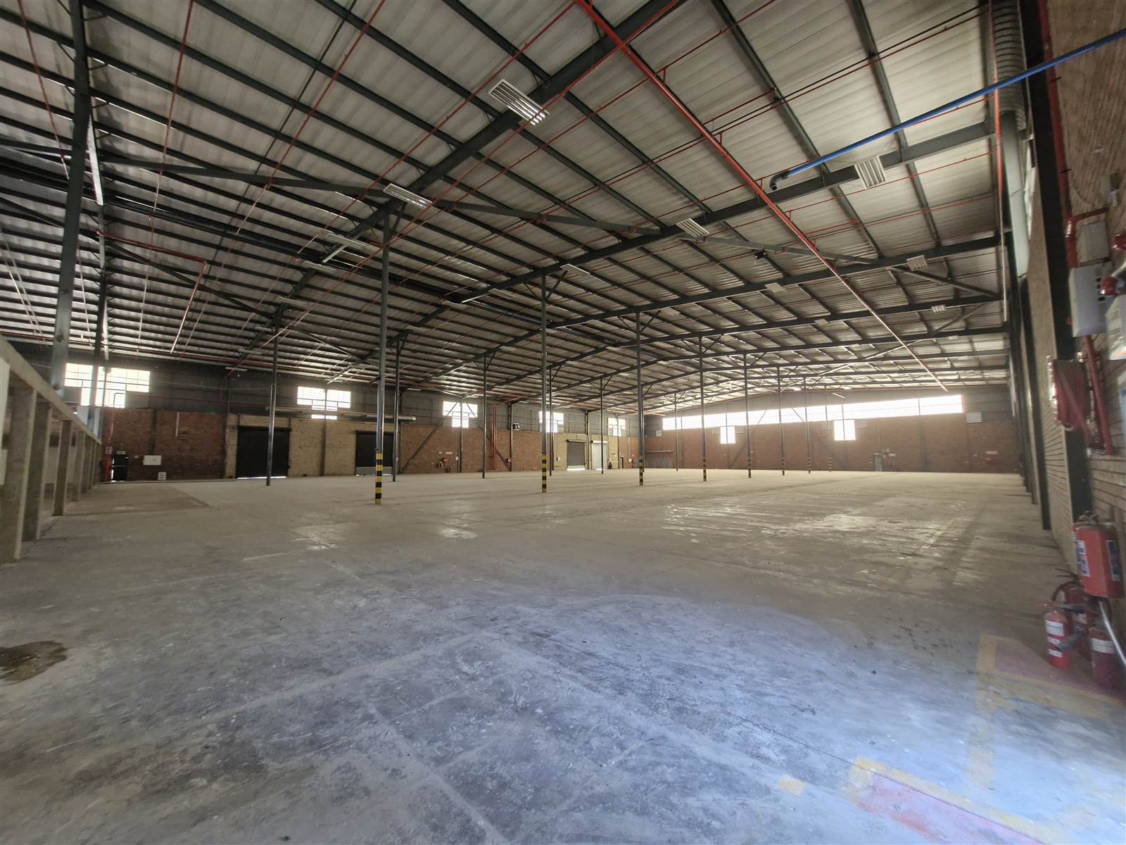 5564  m² Industrial space in Kyalami photo number 6