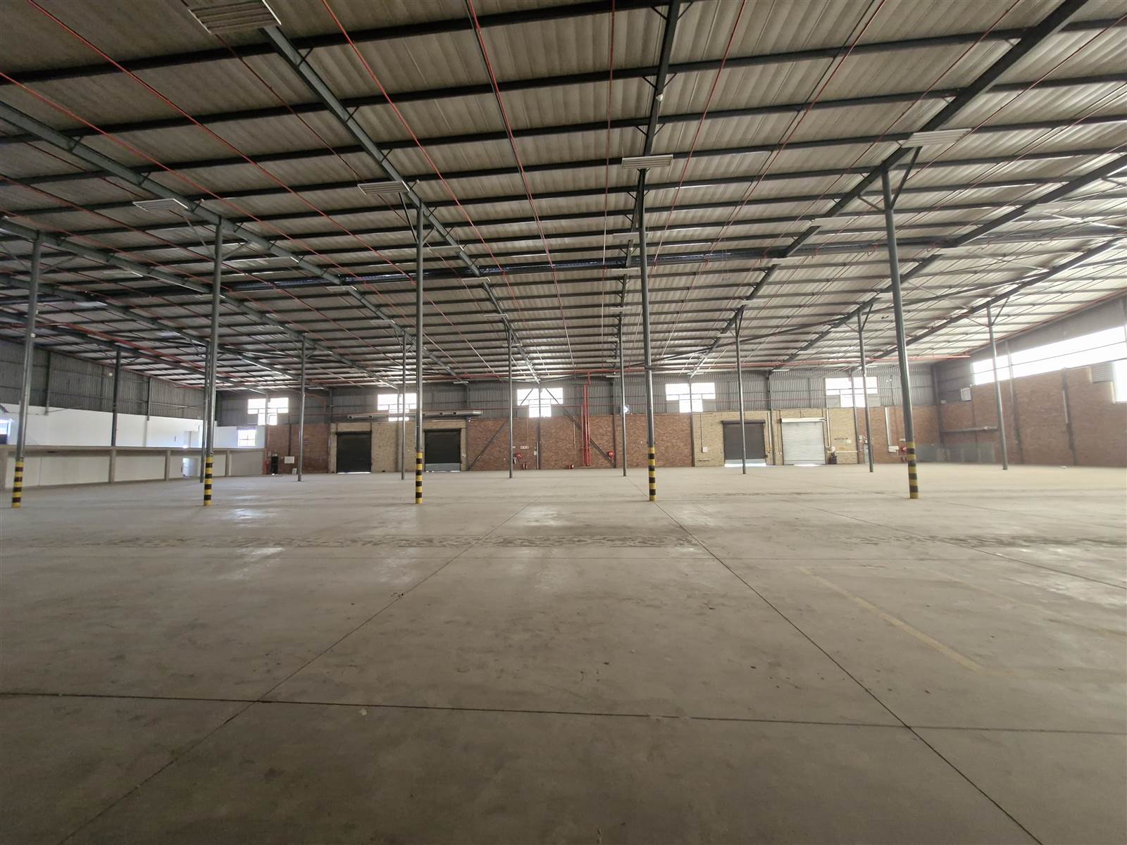 5564  m² Industrial space in Kyalami photo number 5