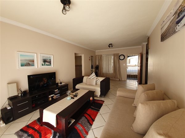 2 Bed Apartment in Amberfield
